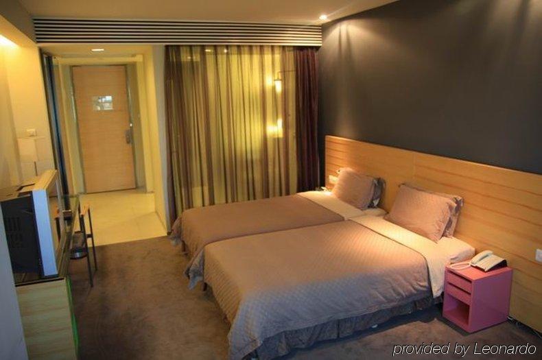 Catic Hotel--Adjacent Buliding Чжухай Номер фото